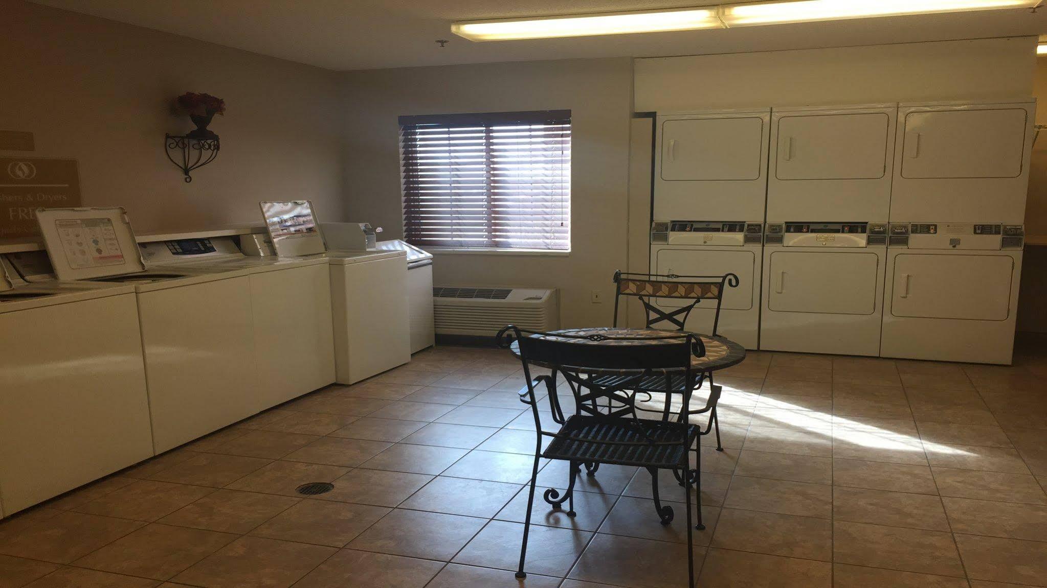 Sonesta Simply Suites Chicago Naperville Warrenville Esterno foto